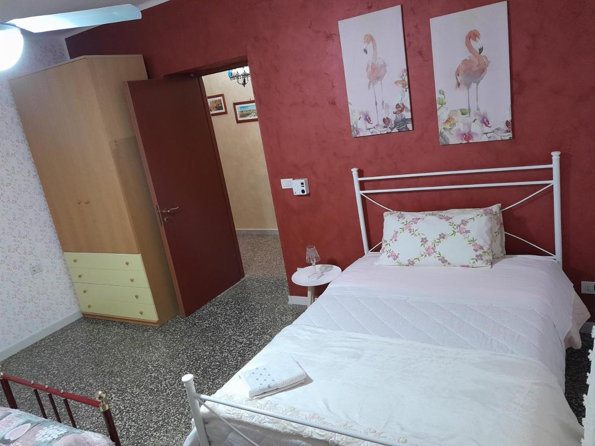 Casa Vacanza Nonna Dora Матера Экстерьер фото