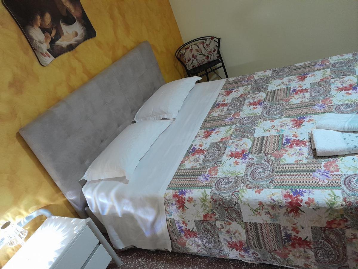 Casa Vacanza Nonna Dora Матера Экстерьер фото