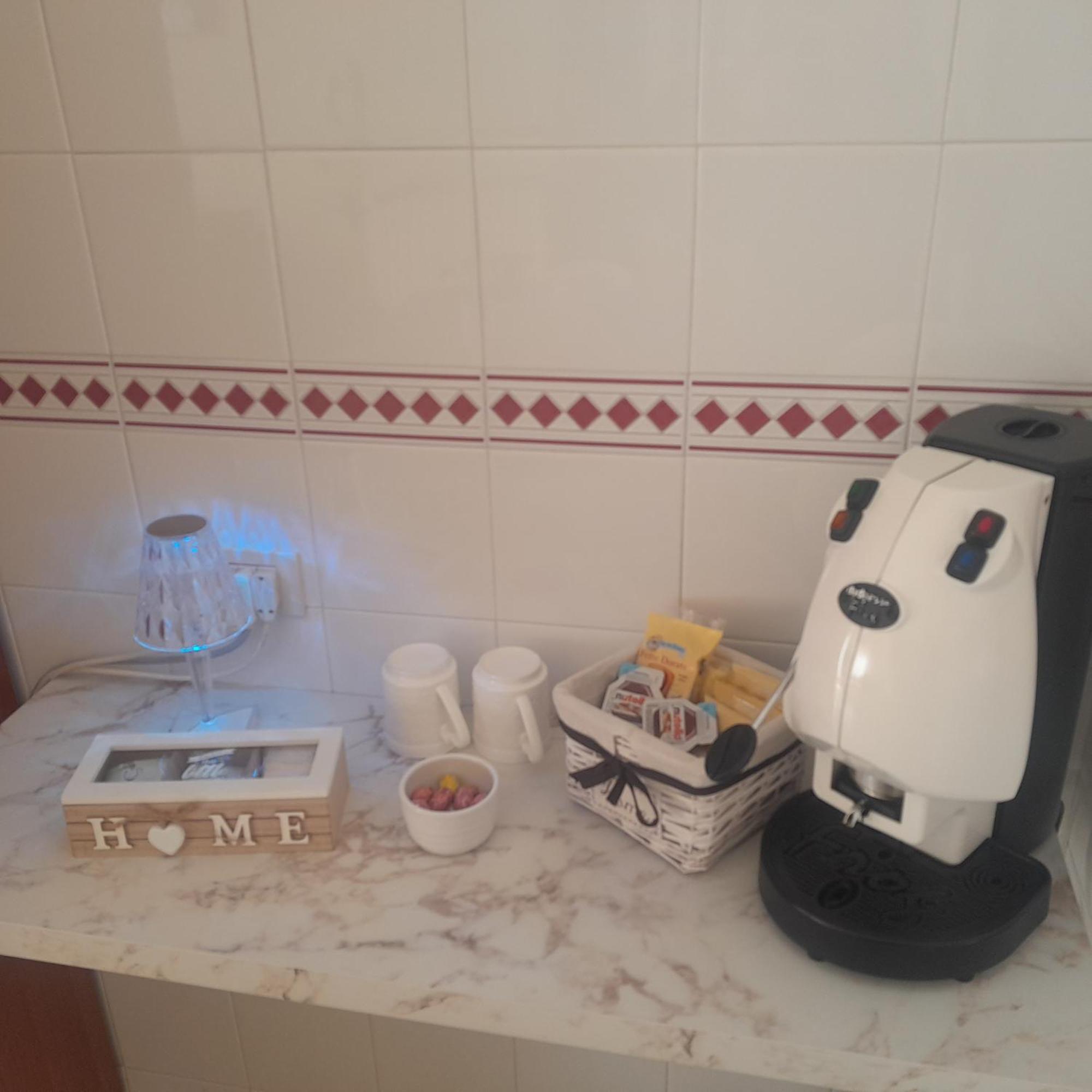 Casa Vacanza Nonna Dora Матера Экстерьер фото
