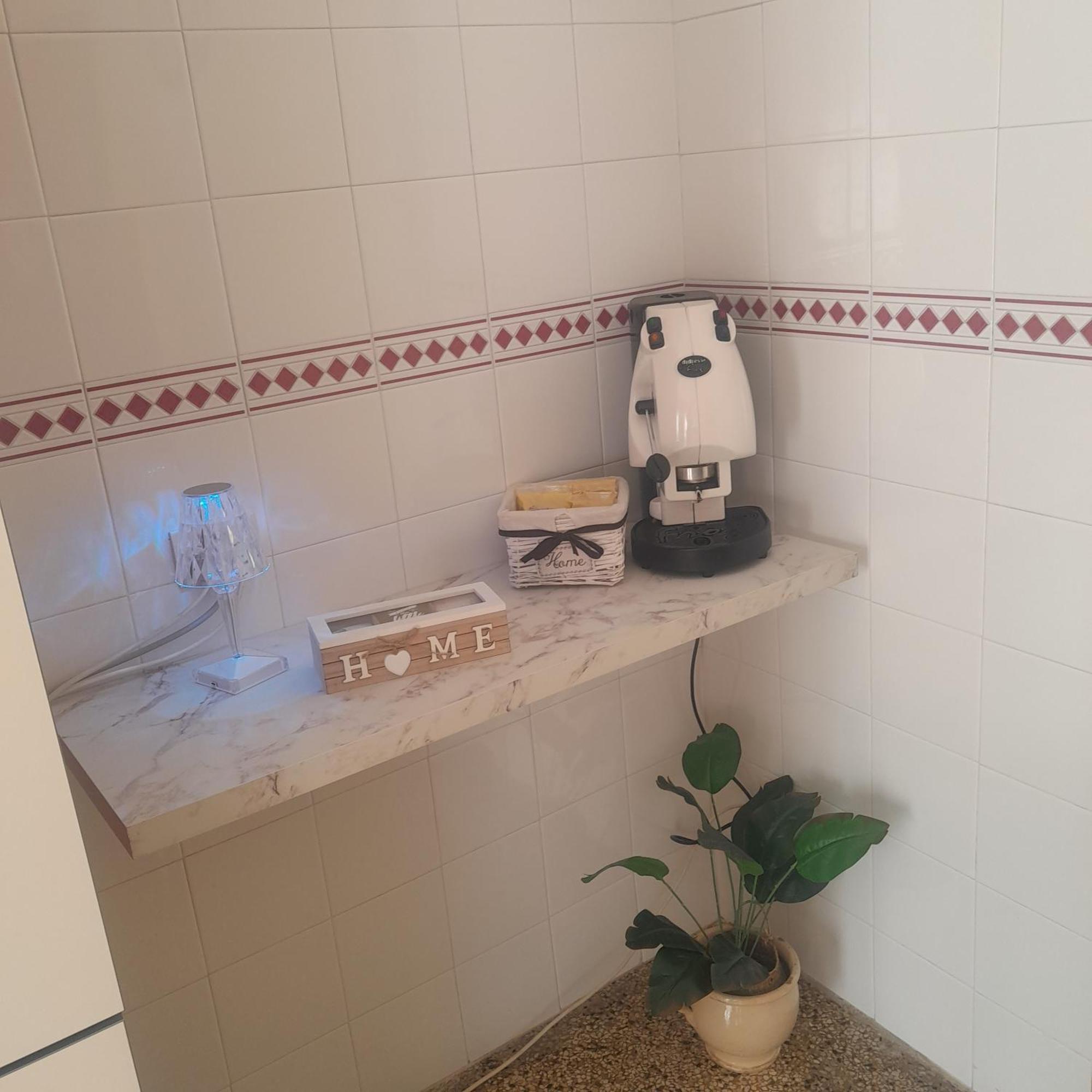 Casa Vacanza Nonna Dora Матера Экстерьер фото