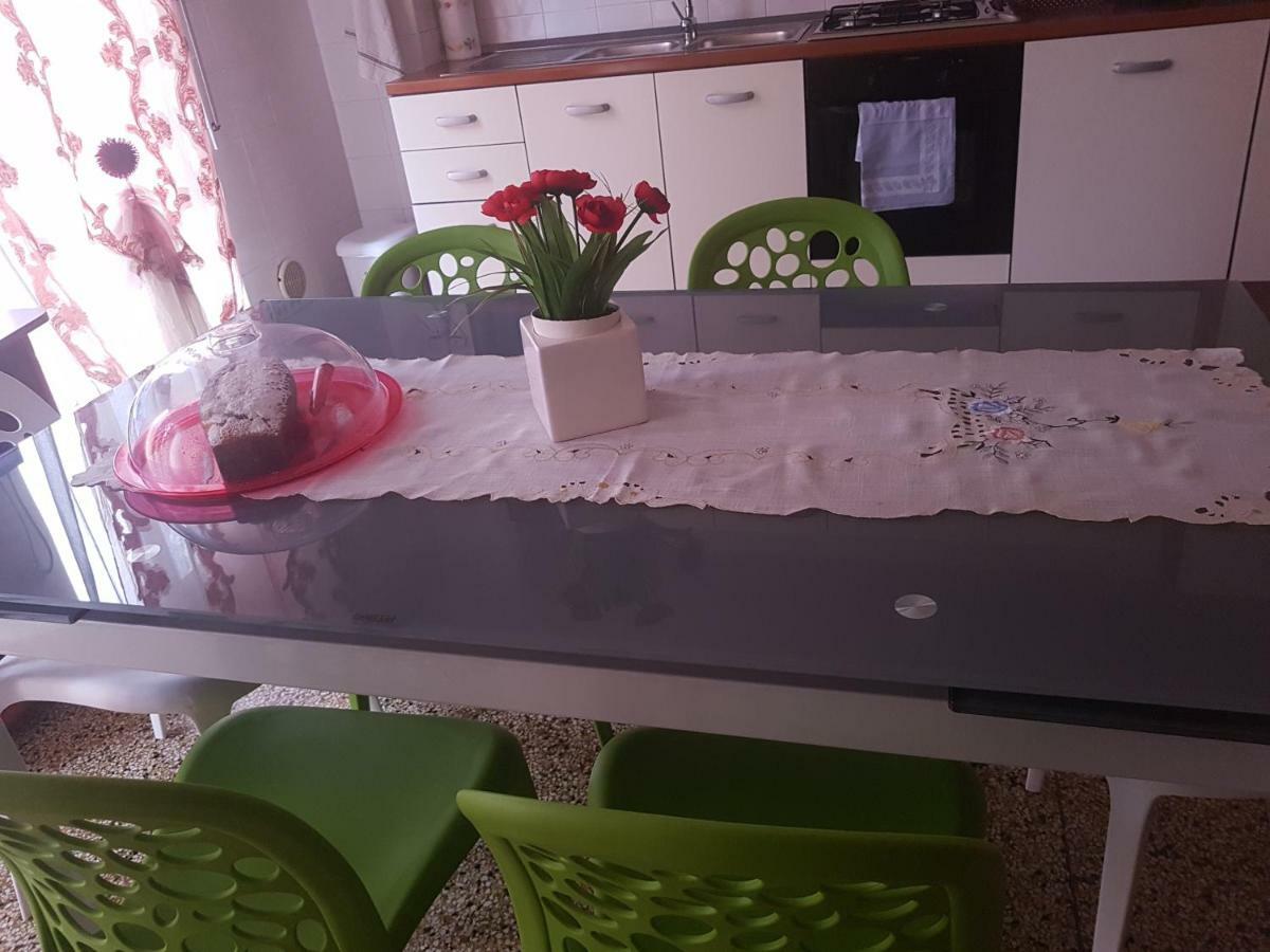 Casa Vacanza Nonna Dora Матера Экстерьер фото