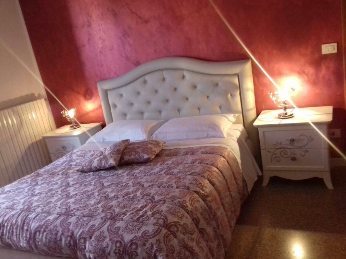 Casa Vacanza Nonna Dora Матера Экстерьер фото